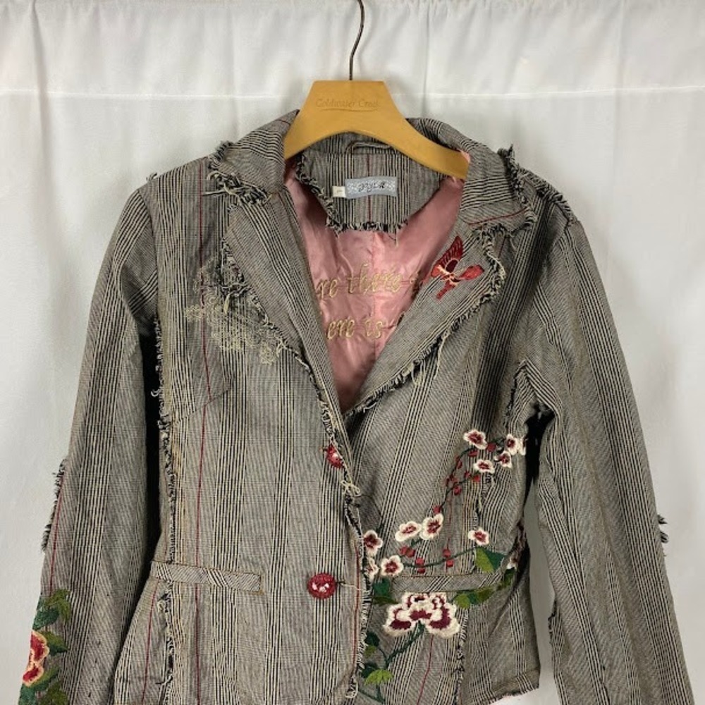 Unique Embellished Striped Blazer Jacket Floral Roses Embroidered Frayed Edges - Picture 3 of 15